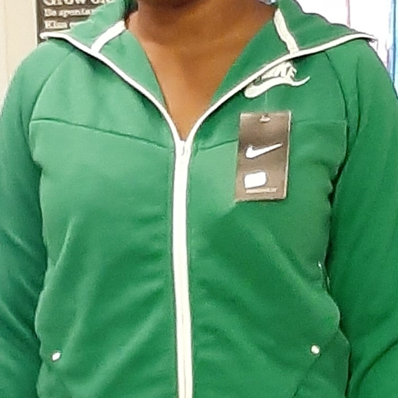 Sweatsuits - Picture 6 of 6